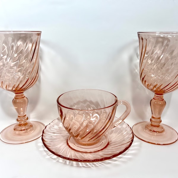 Blush Pink Depression Glassware~French Arcoroc Pink Rosalind Glass~French Country