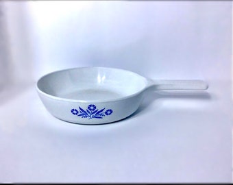 Vintage Corningware Skillet With Handle