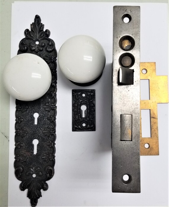 Cast Iron Decorative Vintage Hardware Set With Mortise Lock And White Ceramic Doorknobs