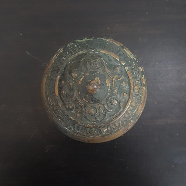 Antique Egg and Dart Doorknob