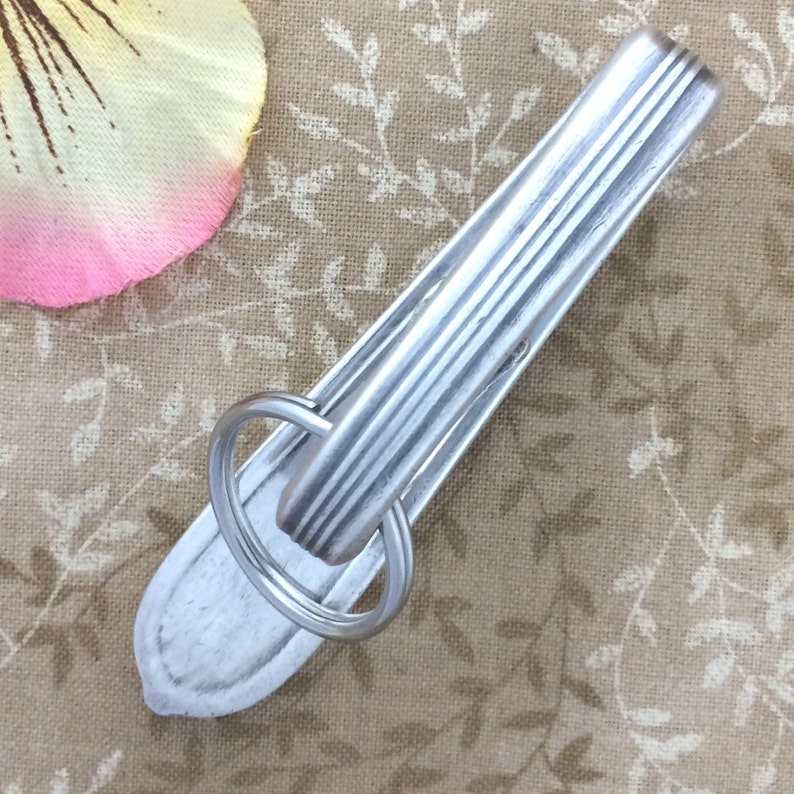 ROYAL ROSE Key Chain Silver Spoon Purse Hook Key Ring Finder Upcycled Vintage 1939 Nobility Silverplate Keychain