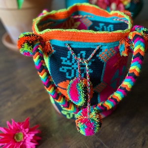 Kolumbianische Handgemachte Wayuu Tasche. Bunte Mochila. Handgewebte Schultertasche. Tapizada Gehäkelte Mochila.