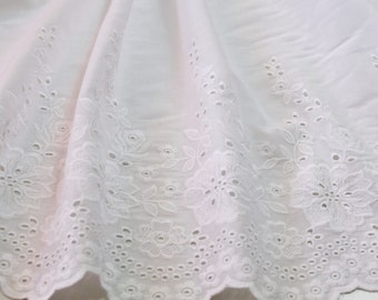 Voile de coton 0,5 m, 16,98 euros/mètre, largeur 135 cm, broderie à œillets, blanc