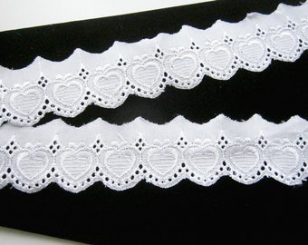 1.99 Euro/meter, lace bristle,Madeira,Shabby,white,30 mm,*M-217*