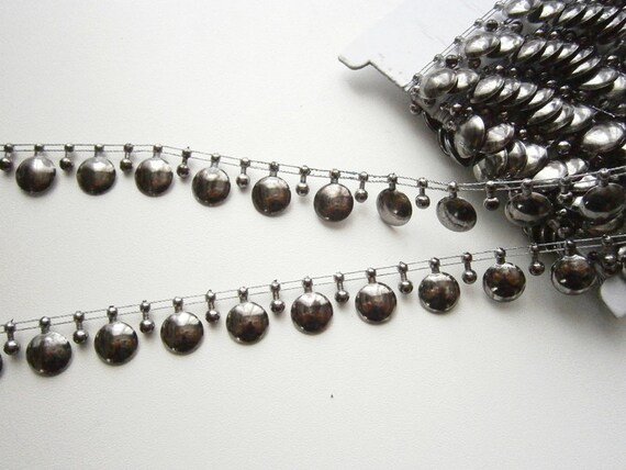 BORTE,SPITZE,BAND mit Stein,Kunststoff Franse,Anthrazit,15 mm