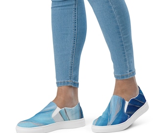 Women’s slip-on canvas shoes