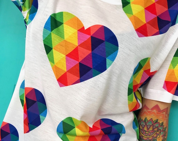 Colorful heart tshirt gift for your romantic love heart shirt valentines day gift for her or him xoxo (size up for looser fit)
