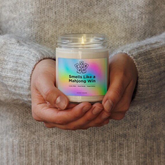 Smells Like a Mahjong Win Candle |Scented Soy 9oz| Funny Mahjong Gift | Mahjong Candle | Gift for Mahjong Players | Iridescent Jar | Print f
