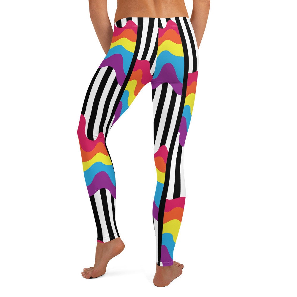 The Oh So Wavy Collection: Leggings