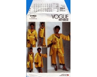 2023 Misses Lingerie Wrap Robe Fitted Thin Strap Camisole Slip Dress and Pull On Pants UC FF Size 16,18,20,22,24 - Vogue Sewing Pattern 1962
