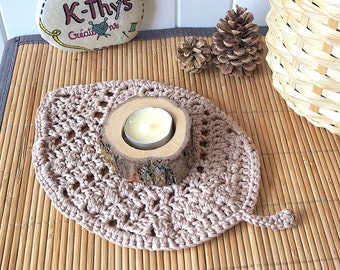 CHERRY LEAF boho lace leaf doily, crochet decoration in Oeko-Tex cotton, dark beige, gift idea