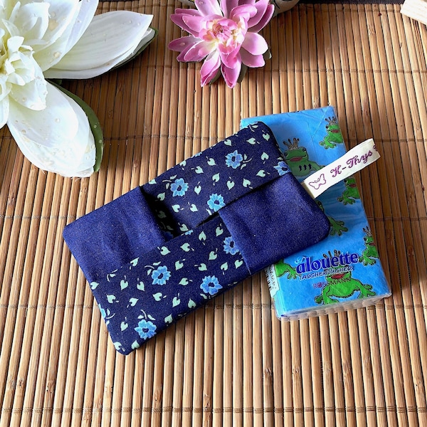 Etui Origami en tissu pour mouchoirs en papier, fleurs bleu marine vert, cadeau pour mamie, cadeau maman, cadeau pour elle, cadeau pas cher