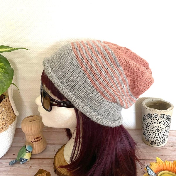 Bonnet LUCIA tricot slouchy tendance en 100% alpaga bicolore marin rayures, gris clair, rose blush, idée cadeau femme, bonnet slouchy homme