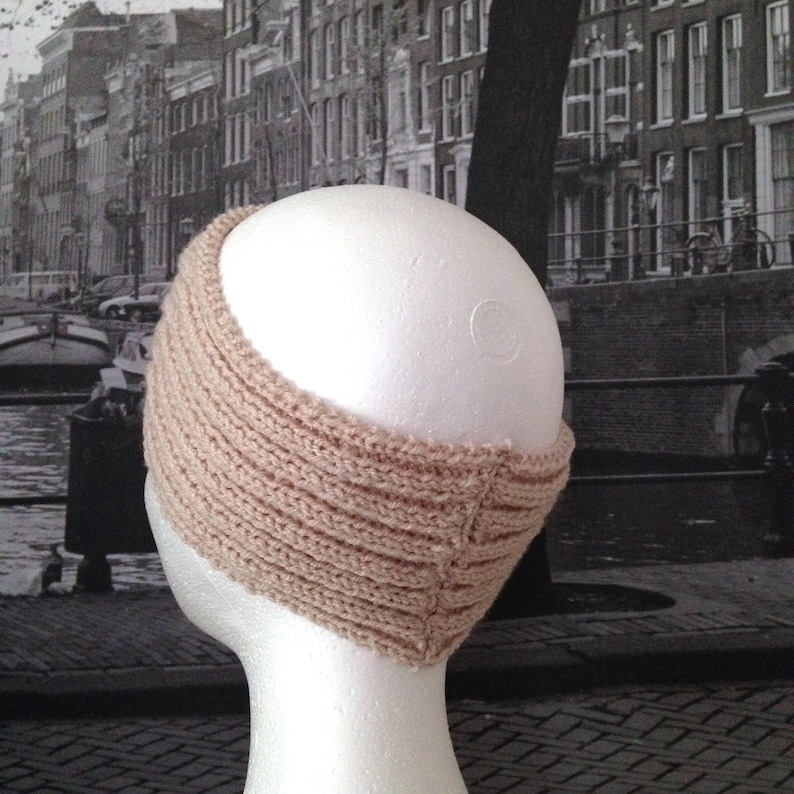 light beige color headband Headband Carleen earmuffs 3 twists 100/% soft acrylic