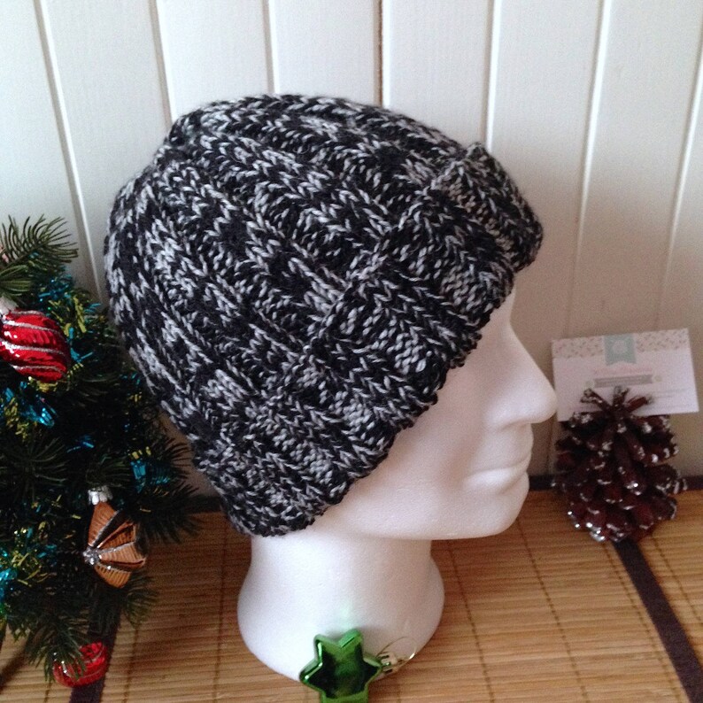 teen or unisex dark grey Merino and cashmere Two-tone Nolan thick and warm with reverse wool cap for men