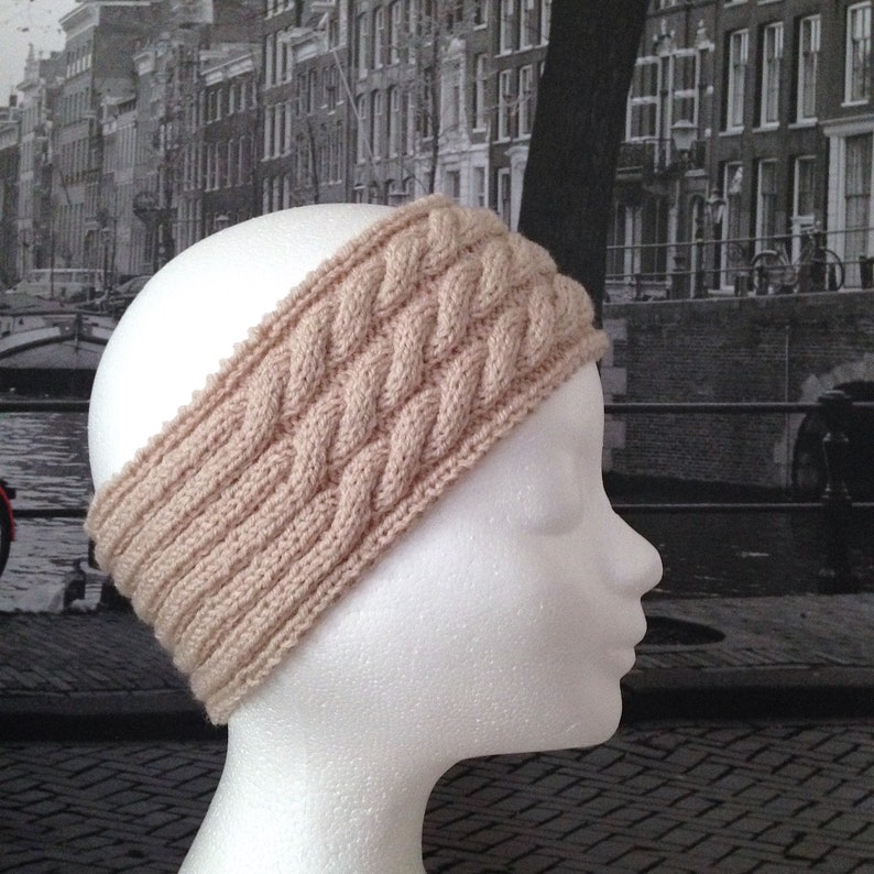 light beige color headband Headband Carleen earmuffs 3 twists 100/% soft acrylic