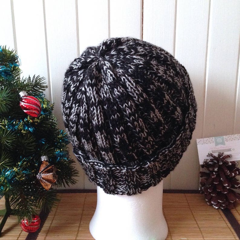 teen or unisex dark grey Merino and cashmere Two-tone Nolan thick and warm with reverse wool cap for men