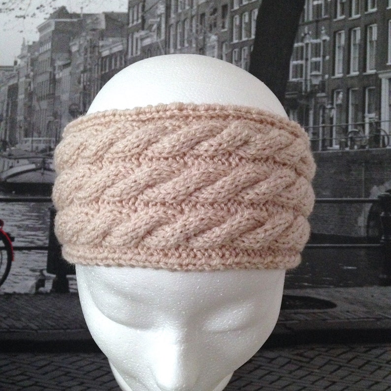 light beige color headband Headband Carleen earmuffs 3 twists 100/% soft acrylic