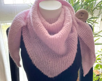 DOUDOU shawl in Alpaca and Silk, powder pink wool shawl, gift for mom, gift idea, gift for daughter, grandma gift
