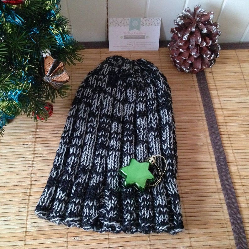 teen or unisex dark grey Merino and cashmere Two-tone Nolan thick and warm with reverse wool cap for men