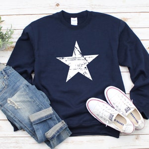 Distressed star sweatshirt, Star Shirt, 4th of July Sweatshirt, Star Sweater, Memorial Day Sweatshirt, Star Sweatshirt for Women