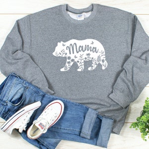 Mama Bear Sweatshirt Gift For Mom Crewneck Sweatshirt, Mom Life T-Shirt, Mama Bear Tee, New Mom Shirt, Mother&#39;s Day Shirt Momma Bear Shirts
