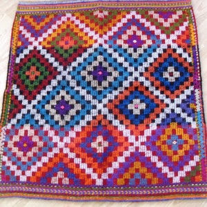 small kilim rug free small rug antalya kilim Anatolian handwoven kilim rug decorative kilim SİZE : 40'' X 42'' 100 cm X 105 cm image 5