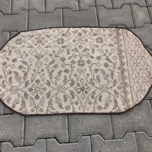 Mat rugs Floor mats Bohemian rug Doormat Rug 1.6 X 2.8 ft Vintage Rug Turkish Rug Entryway Rug Kitchen Rug Small size rugs Corridor rugs