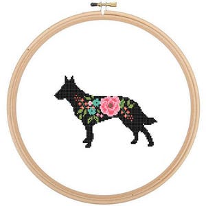 Blue Heeler Dog Silhouette Cross Stitch Pattern Bovins australiens Dog floral roses Pet animal wall art Dog cross stitch modern trendy gift image 1