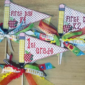 First day of school wand | 1st day pennant | Back to School flag | 1st Grade | Kindergarten photo prop | First Grade pennant, first day gift