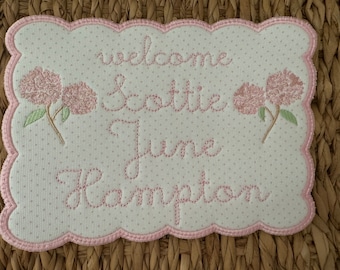 Welcome Baby plaque, Welcome sign with hydrangea and scallops, hospital boys bassinet plaque, baby girl banner for hospital