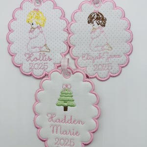 Custom Embroidered Christmas Ornament, 2024 Ornament, Scallop Year monogram, Baby&#39;s First Christmas Ornament, Personalized tree decor,