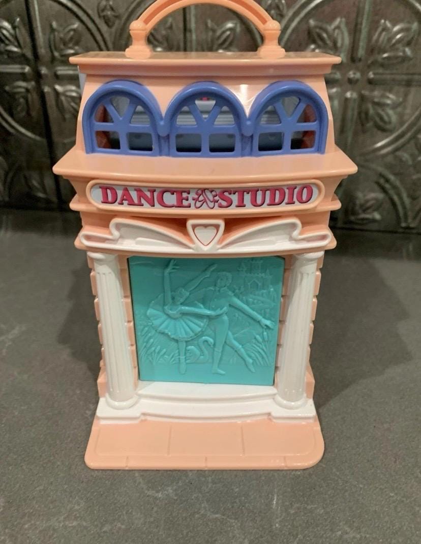 Fisher-Price Sweet Street - Casa Delle Bambole: Scegli Le Personcine Di Ricambio! - Foto 2