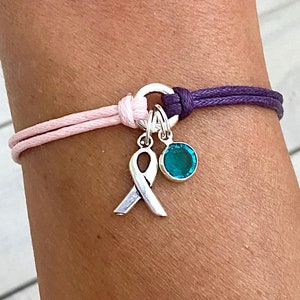 Pulseira de conscientização sobre câncer de tireoide com pingente de cristal. Você seleciona a cor do cordão, a cor do cristal e o comprimento da pulseira.