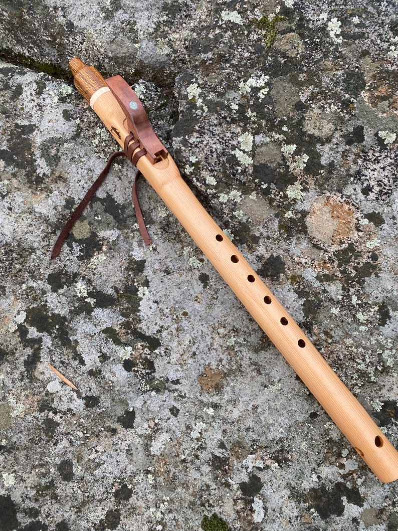 Native American Flute, key of F image 1