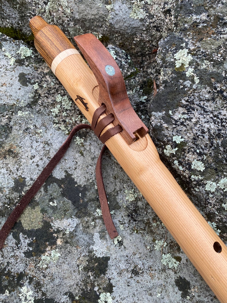 Native American Flute, key of F image 2