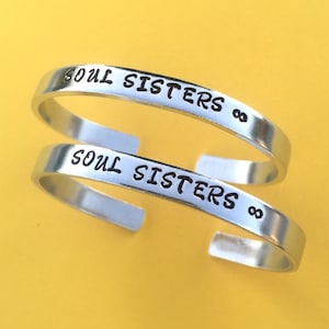 SET OF 2 Soul Sisters Bracelet, Friend Gift, Long Distance Friendship Gift, Sister Gift, Sisters By Heart Gift, Birthday Gift For Friend