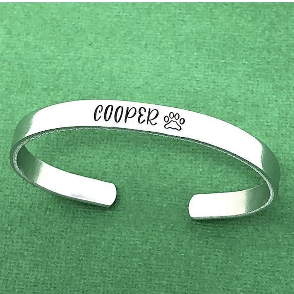 Custom Pet Name, Hand Stamped Bracelet, Fur Mom Gift, Gift For Her, Pet Memorial Gift, Pet Remembrance, Pet Name Bracelet, Pet Sympathy Gift