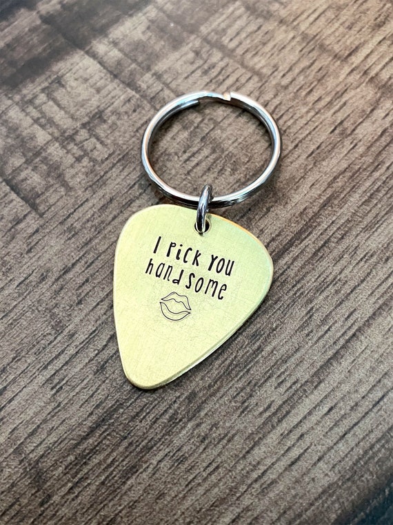I pick you guitar pick best sale keychain