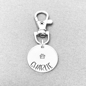 Dog Tag, Pet Tag, Dog Collar Tag, Pet Name Tag, Dog ID Tag, Custom Pet Tag, Pet Accessory, Pet Identification, Custom Tag Doggie Tag Dog Mom
