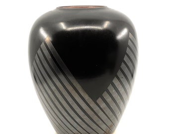 Large Kutani Eizan Japanese Ceramic Vase | Modern Design Pottery Art Deco Jar