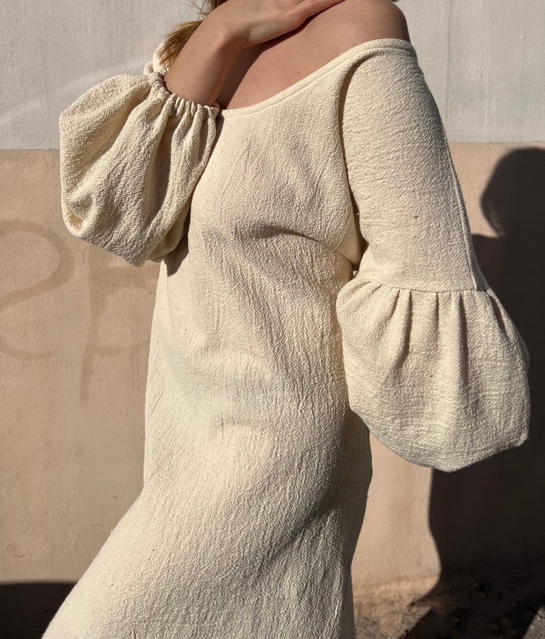 Minimalist backless dress offshoulder puff sleeve midi dress everyday oversized minimalist maternity dress simple backless long sleeve dress image 3