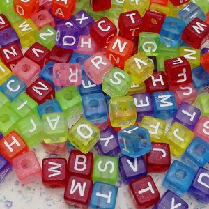 100 piezas 10 mm plástico mezcla color cuadrado cubo cuenta alfabeto letra cuenta, resina hecha a mano joyería artesanal DIY encontrar accesorio encanto, BP0109
