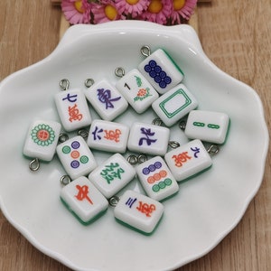 6/20 pieces plastic mahjong pendant charm , resin handmade craft jewelry making DIY finding necklace earring decoration accessory , BP0490