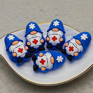 Silikonpärla 3D Läkare Sjuksköterska Gnome Dvärg Fokalpärla Charm Penna Hitta BS1860