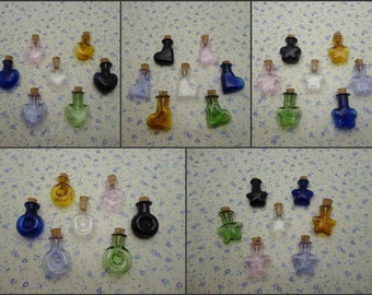 7 pieces mix color small mini glass bottle with cork , glass jar vial wedding party wish bottle pendant charm , 5 shapes option , BB0024