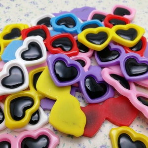 10/50 pieces plastic sunglasses heart sun glasses flat back cabochon charm , mix color resin flatback cab decoration bead pendant , BP0069