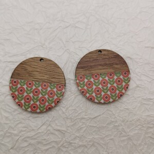 2/10/50 pieces Wood & Resin Earring Components Boho Charm , Plastic Round Coin Disc Circle Shape Earring Dangle Drop Finding Pendant BW8028