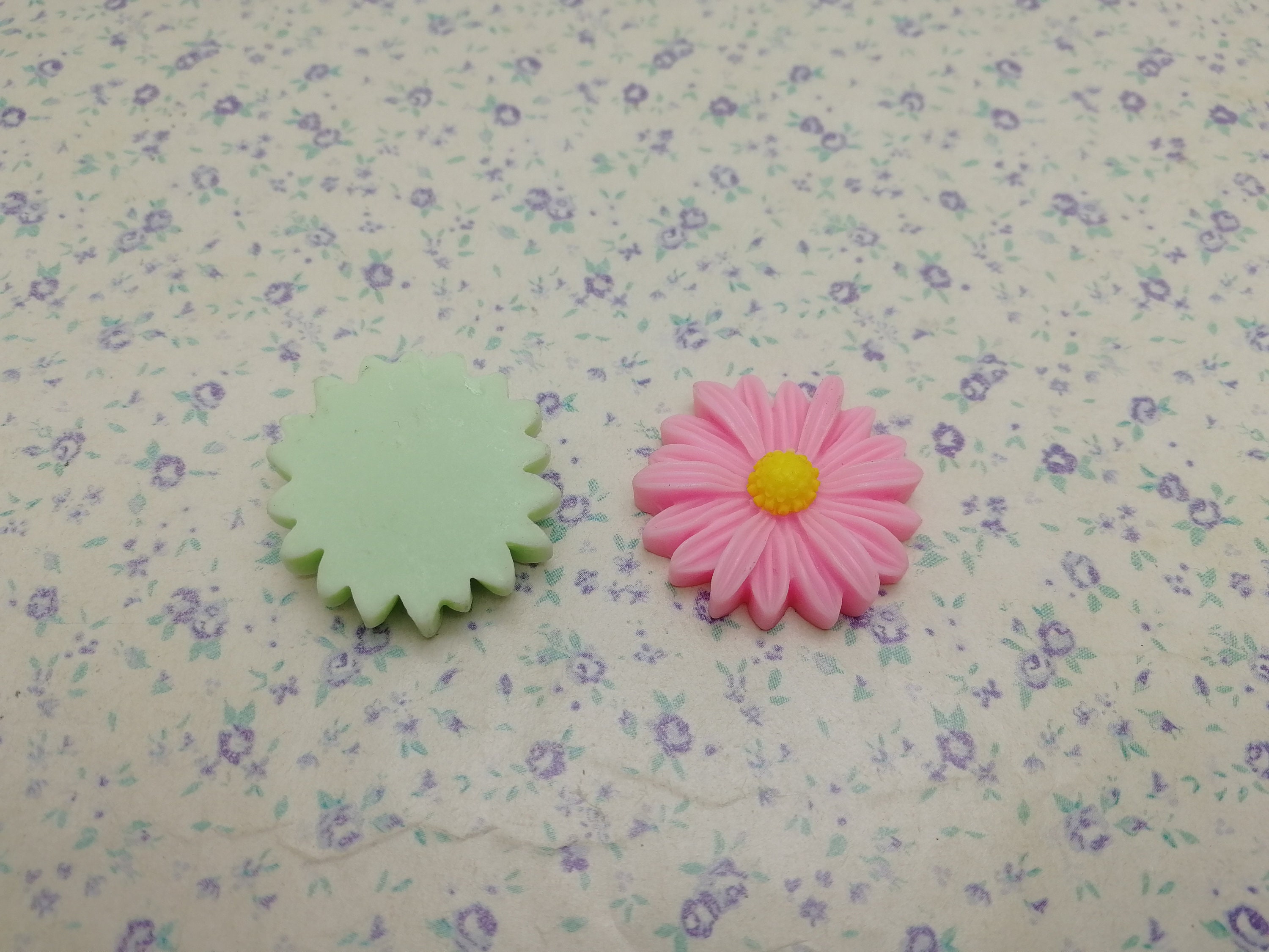 20pcs mixed color 27mm plastic flower floral flat back Etsy