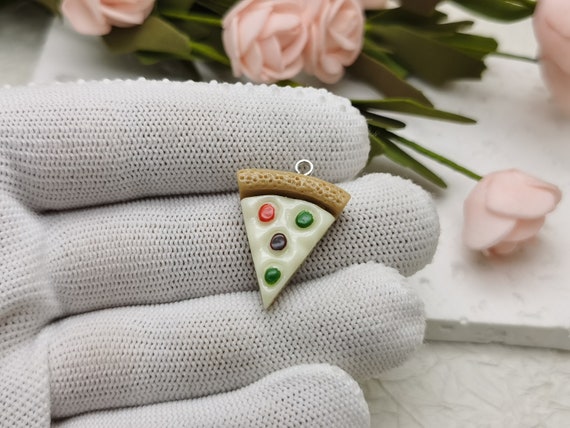 6/20 Pieces Plastic Pizza Pizzeria Pendant Charm , Resin Handmade